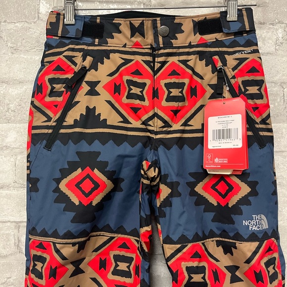 TNF Freedom Insulated Pants in Fiery Red Tribal Print - Picture 10 of 16